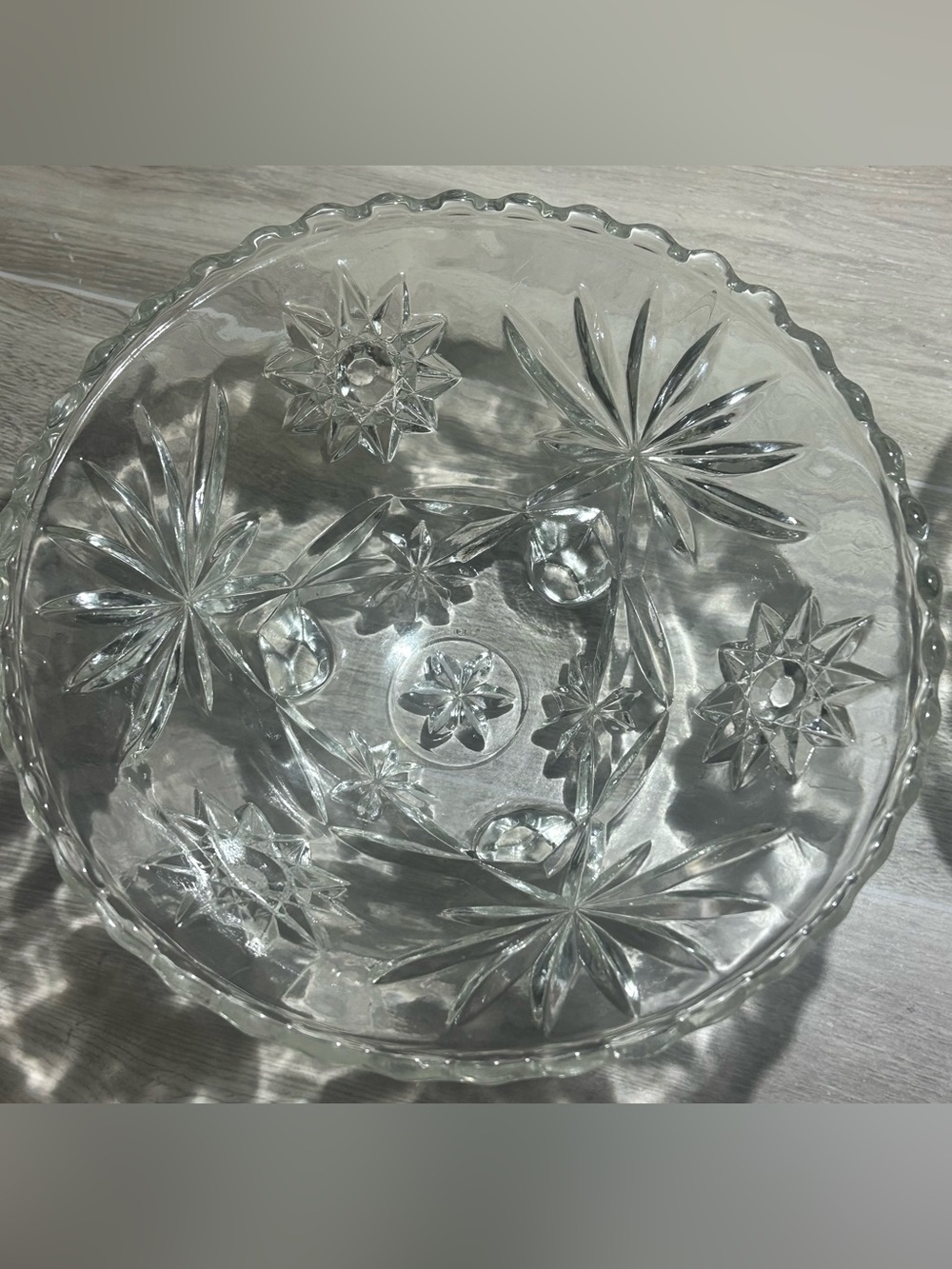 Vintage Anchor Hocking Star of David Prescut Glass Footed Bowl - Set of 2 (C) - Picture 7 of 8